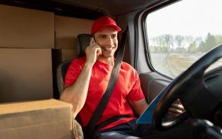 Como escolher a transportadora ideal para frete expresso